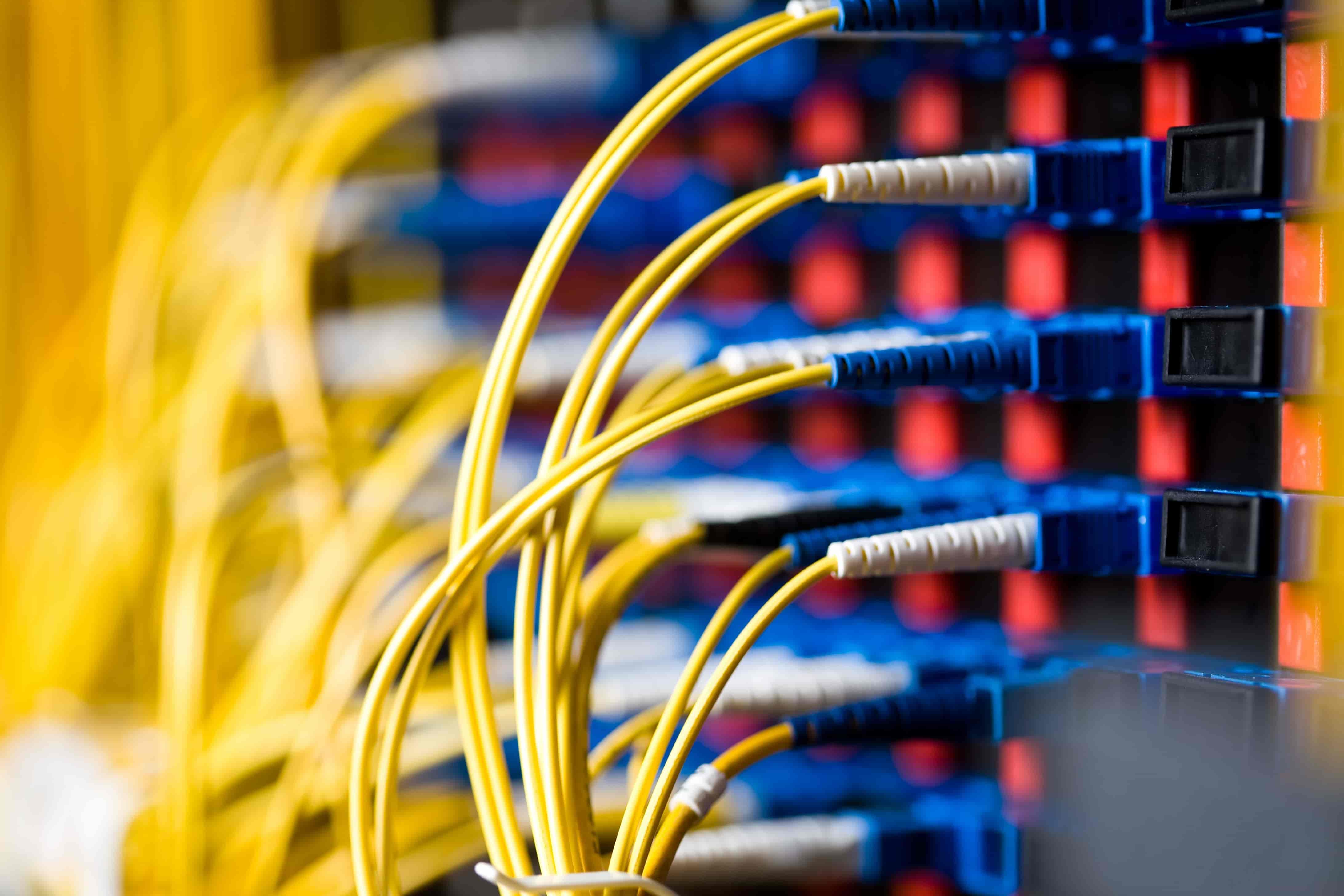 Cables_1-min